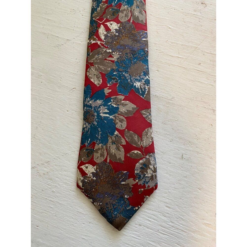 Bugatti Floral Tie 100% Italian Silk Made In USA 59" Mens Classic Necktie - Picture 8 of 8